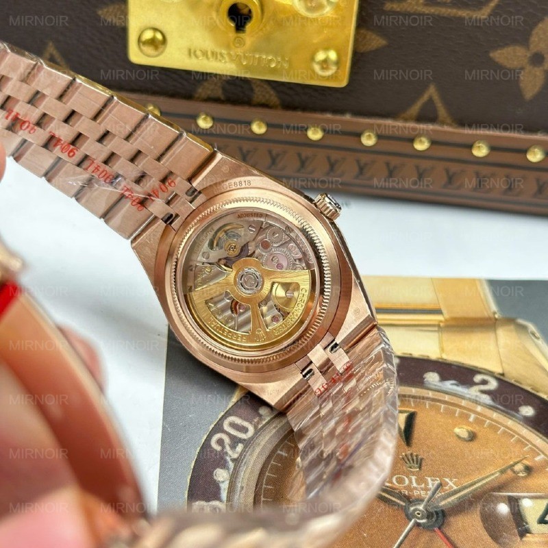 Dong-Ho-Rolex-Land-Dweller-127235-Replica-11-Mat-Trang-May-Co-Tu-Dong-Xuong-36mm-3-1024x1024.jpg