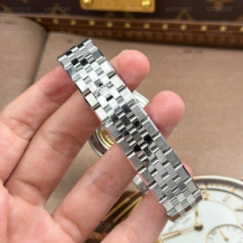 Dong-Ho-Rolex-Land-Dweller-127236-Rep-11-Mat-Xanh-Bang-Hoa-Tiet-To-Ong-Dinh-Da-Baguette-36mm-3-1024x1024.jpg