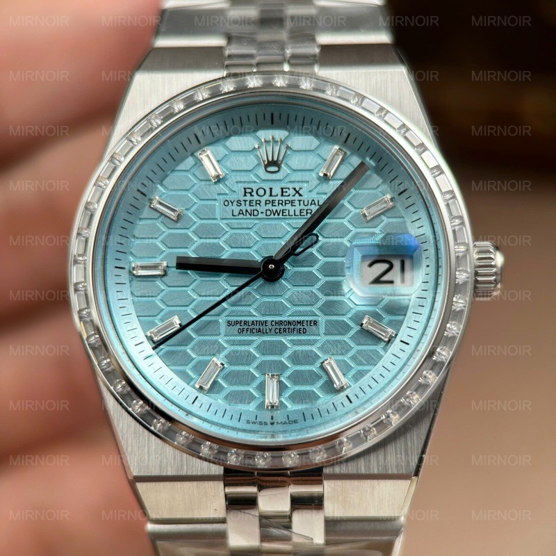 Dong-Ho-Rolex-Land-Dweller-127236-Rep-11-Mat-Xanh-Bang-Hoa-Tiet-To-Ong-Dinh-Da-Baguette-36mm-9.jpg