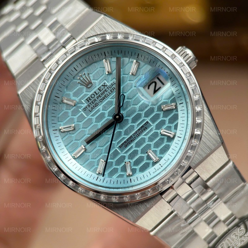 Dong-Ho-Rolex-Land-Dweller-127236-Rep-11-Mat-Xanh-Bang-Hoa-Tiet-To-Ong-Dinh-Da-Baguette-36mm-10.jpg