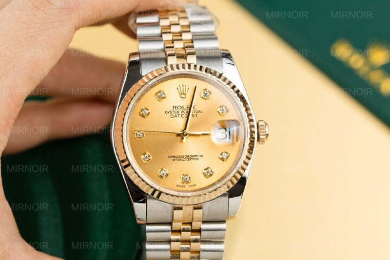 Dong-Ho-Rolex-Nam-Rep-11-DateJust-126233-Mat-So-Vang-Champagne-Boc-Vang-That-36mm-6-1024x683.jpg