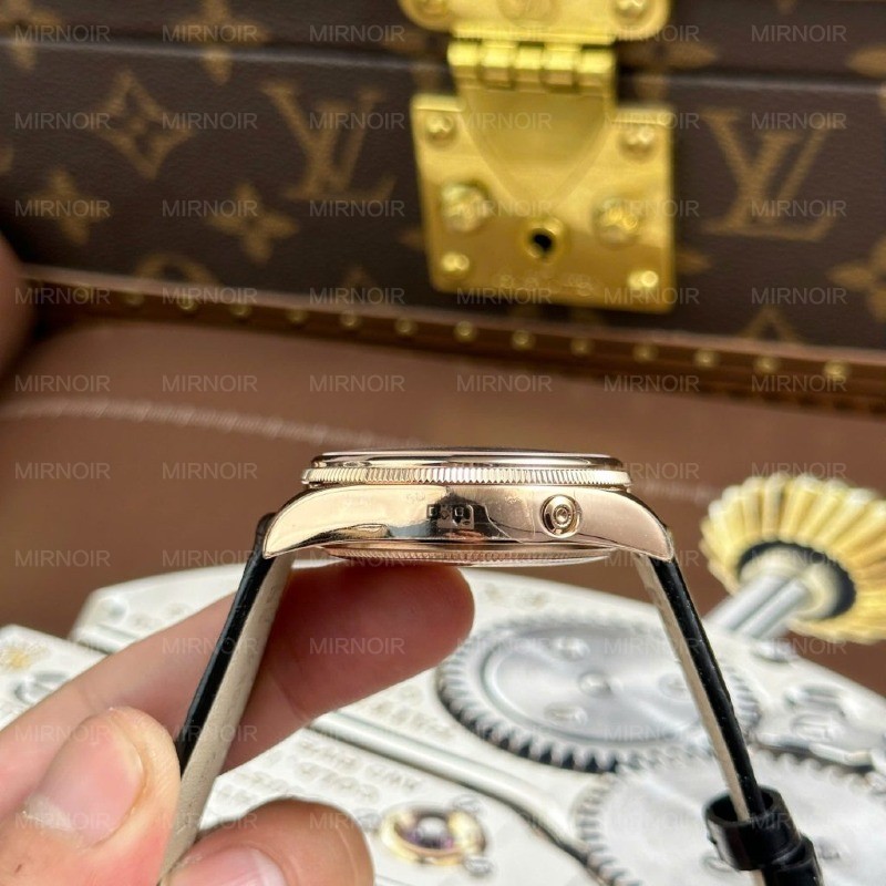 Dong-Ho-Rolex-Cellini-Moonphase-50535-Replica-11-Ma-Vang-Hong-Day-Da-Den-Xuong-KZ-39mm-4-1024x1024.jpg