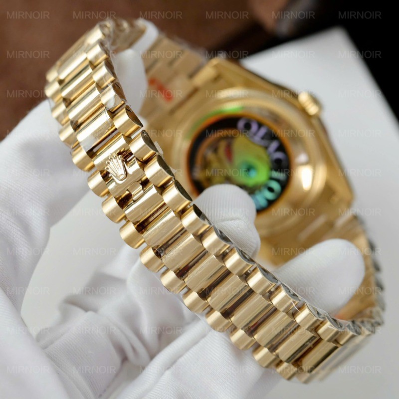 Dong-Ho-Rolex-Day-Date-Che-Tac-Boc-Vang-18K-Dinh-Kim-Cuong-Moissanite-Xuong-QF-36mm-5.jpg