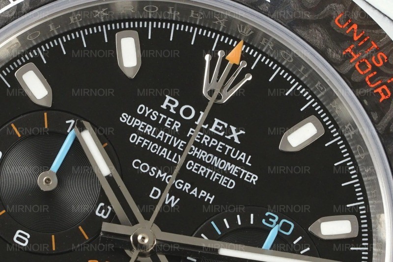 Dong-Ho-Rolex-Daytona-Diw-Carbo-Bachi-Replica-Cao-Cap-Nhat-40mm-4.jpg