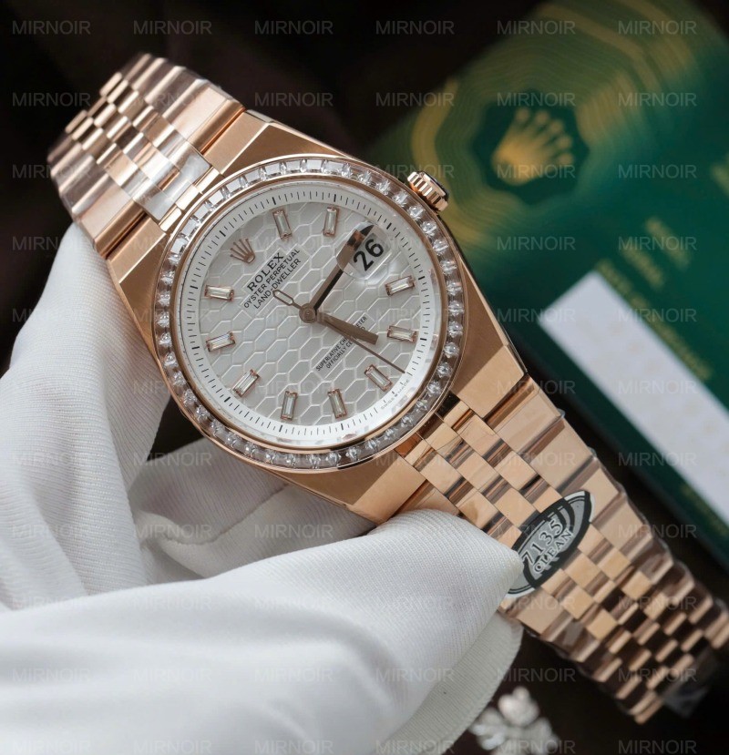 Dong-Ho-Rolex-Land-Dweller-127334-Che-Tac-Mat-Trang-Hoa-Tiet-To-Ong-Dinh-Da-Baguette-40mm-6.jpg