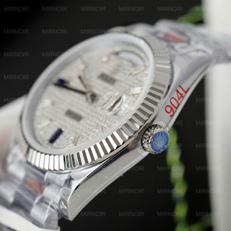 Dong-Ho-Rolex-Day-Date-Che-Tac-Mat-So-Dinh-Full-Kim-Cuong-Moissanite-Xuong-GM-40mm-7-1024x1024.jpg