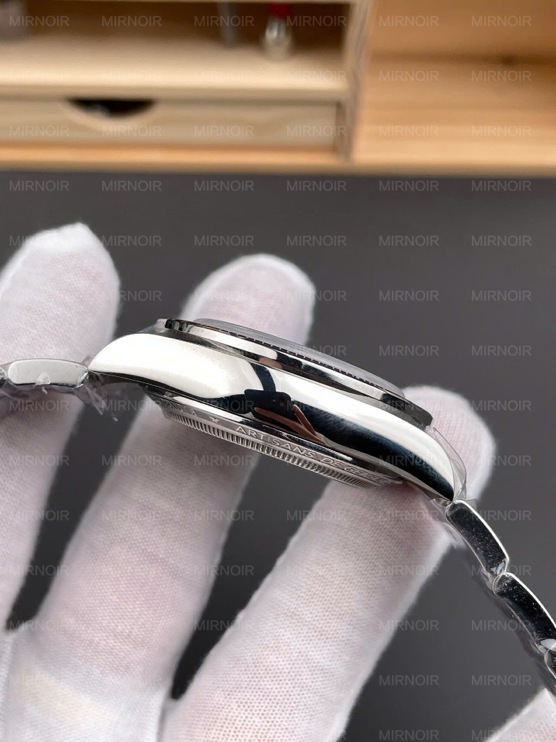 Dong-Ho-Rolex-Daytona-116508-Warm-Burgundy-Replica-Cao-Cap-Mat-So-Tim-40mm-4.jpg
