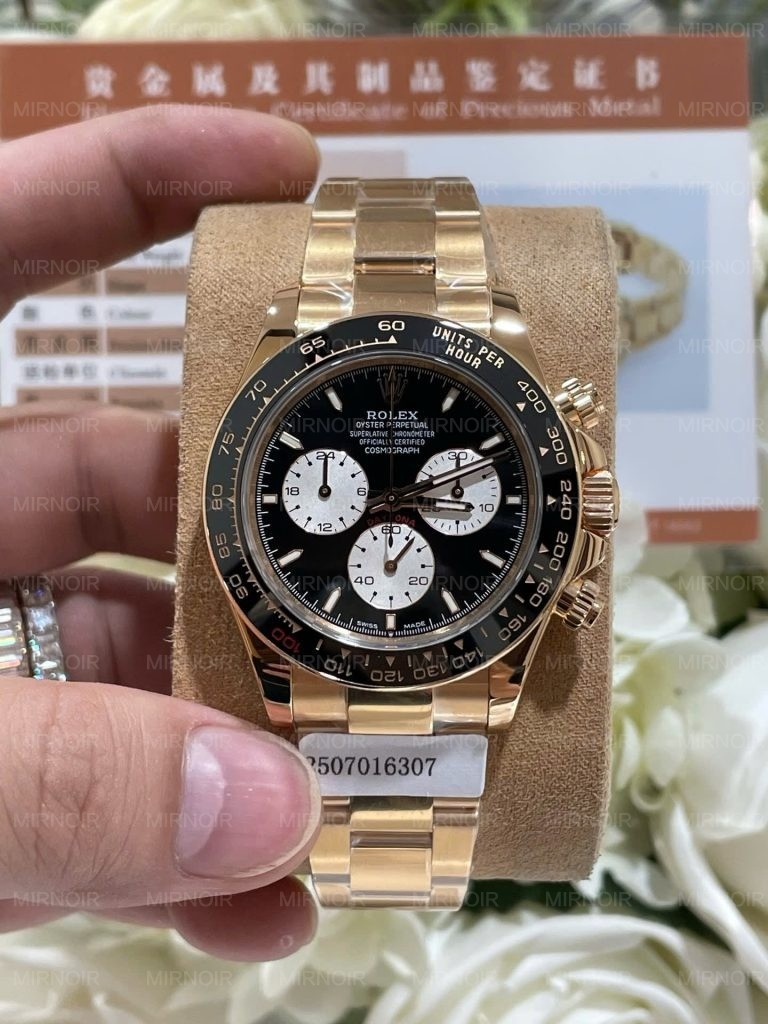 Dong-Ho-Rolex-Che-Tac-Daytona-Le-Mans-100th-Year-126528LN-Boc-Vang-That-18K-40mm-768x1024.jpg