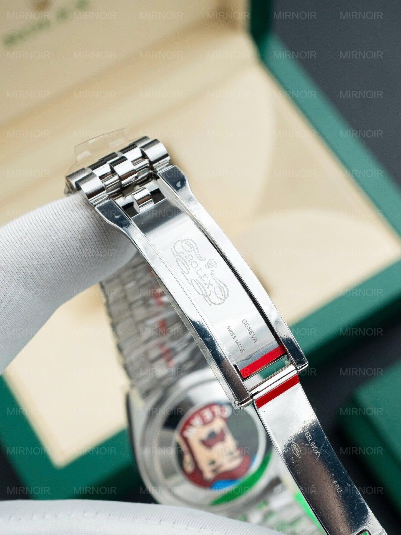 Dong-Ho-Rolex-DateJust-126234-Mat-Xa-Cu-Rep-11-Nha-May-Clean-Cao-Cap-Nhat-36mm-5.jpg