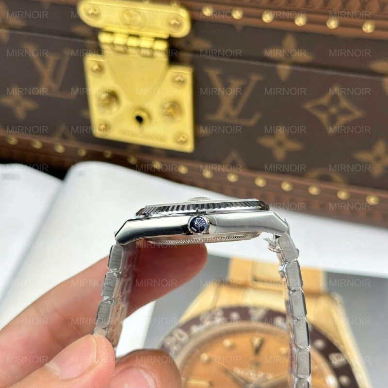 Dong-Ho-Rolex-Land-Dweller-127234-Che-Tac-Mat-Trang-Hoa-Tiet-To-Ong-36mm-12-1024x1024.jpg