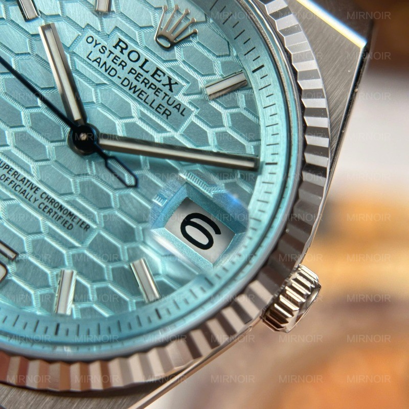 Dong-Ho-Rolex-Land-Dweller-127236-Replica-11-Mat-Xanh-Bang-Hoa-Tiet-To-Ong-36mm-3.jpg
