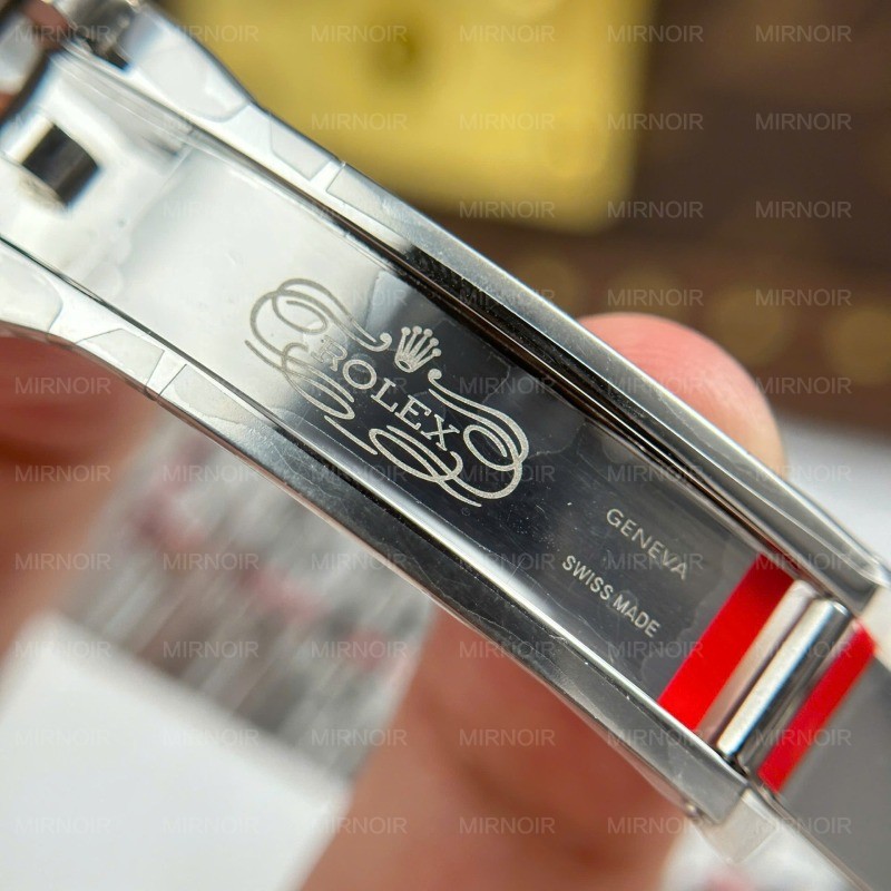 Dong-Ho-Rolex-Land-Dweller-127236-Replica-11-Mat-Xanh-Bang-Hoa-Tiet-To-Ong-36mm-5.jpg