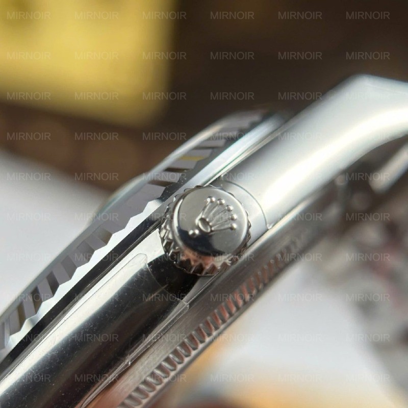 Dong-Ho-Rolex-Land-Dweller-127236-Replica-11-Mat-Xanh-Bang-Hoa-Tiet-To-Ong-36mm-7-1024x1024.jpg
