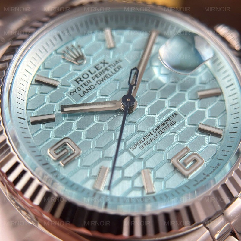 Dong-Ho-Rolex-Land-Dweller-127236-Replica-11-Mat-Xanh-Bang-Hoa-Tiet-To-Ong-36mm-8.jpg