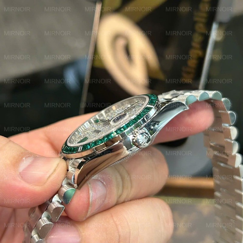 Dong-Ho-Rolex-Day-Date-Che-Tac-Kim-Cuong-Moissanite-Trong-Luong-200-Gram-40mm-10-1024x1024.jpg