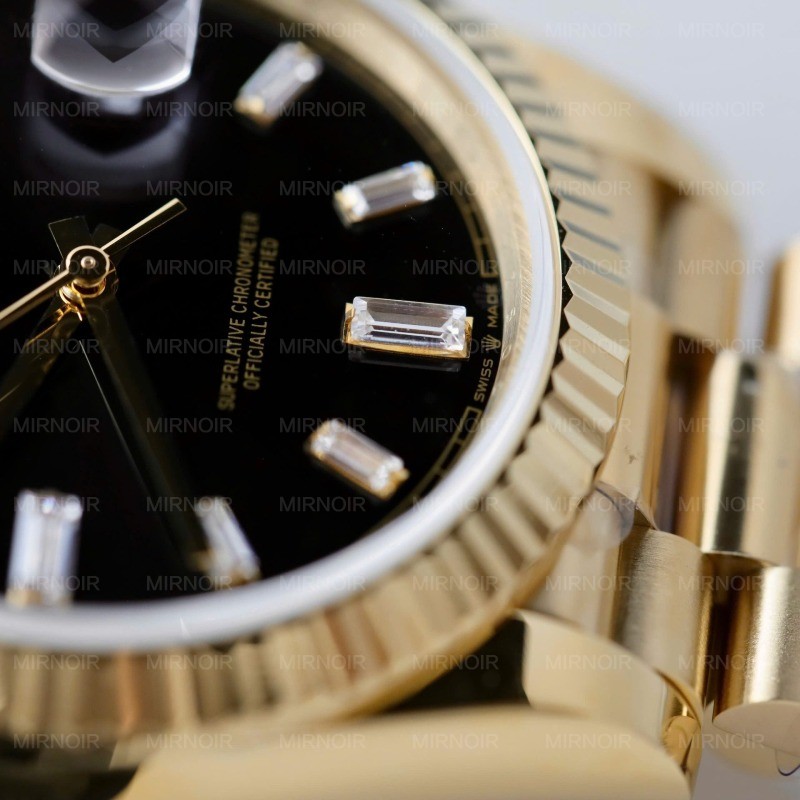 Dong-Ho-Rolex-Day-Date-Mat-Den-Rep-11-Trong-Luong-184-Grams-Nha-May-QF-40mm-5.jpg