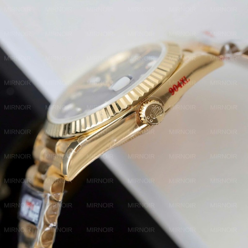 Dong-Ho-Rolex-Day-Date-Mat-Den-Rep-11-Trong-Luong-184-Grams-Nha-May-QF-40mm-7-1024x1024.jpg