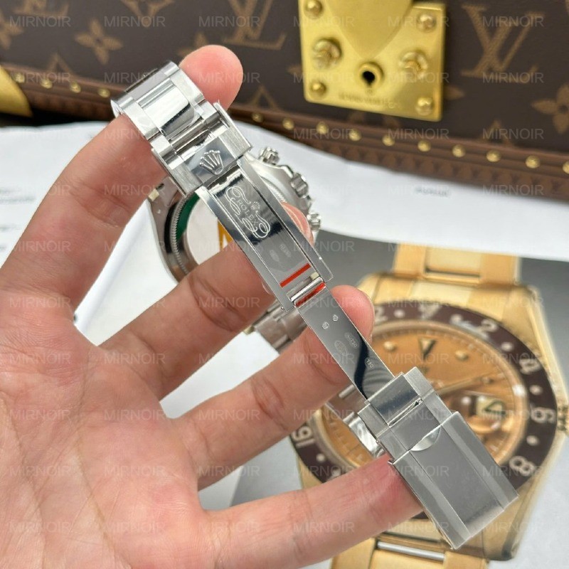 Dong-Ho-Rolex-Replica-11-Cosmograph-Daytona-126509-Mat-Xanh-Duong-Nha-May-THB-40mm-11-1024x1024.jpg