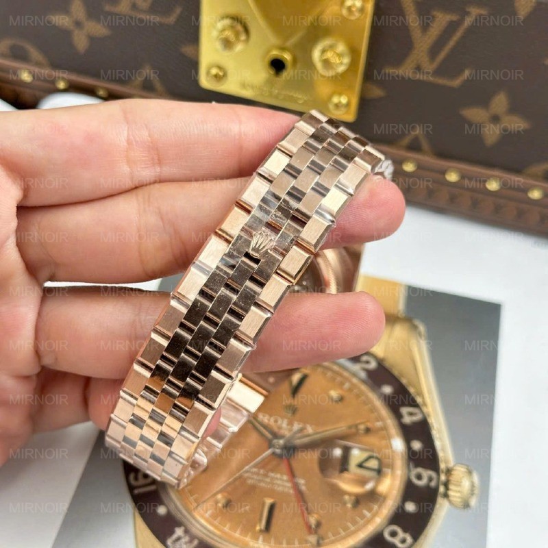 Dong-Ho-Rolex-Land-Dweller-127335-Rep-11-Ma-Vang-Hong-Mat-Trang-Hoa-Tiet-To-Ong-2-1024x1024.jpg