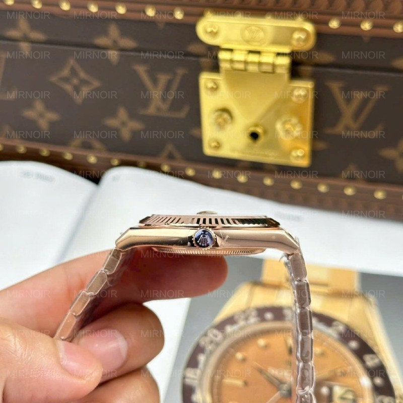 Dong-Ho-Rolex-Land-Dweller-127335-Rep-11-Ma-Vang-Hong-Mat-Trang-Hoa-Tiet-To-Ong-8-1024x1024.jpg