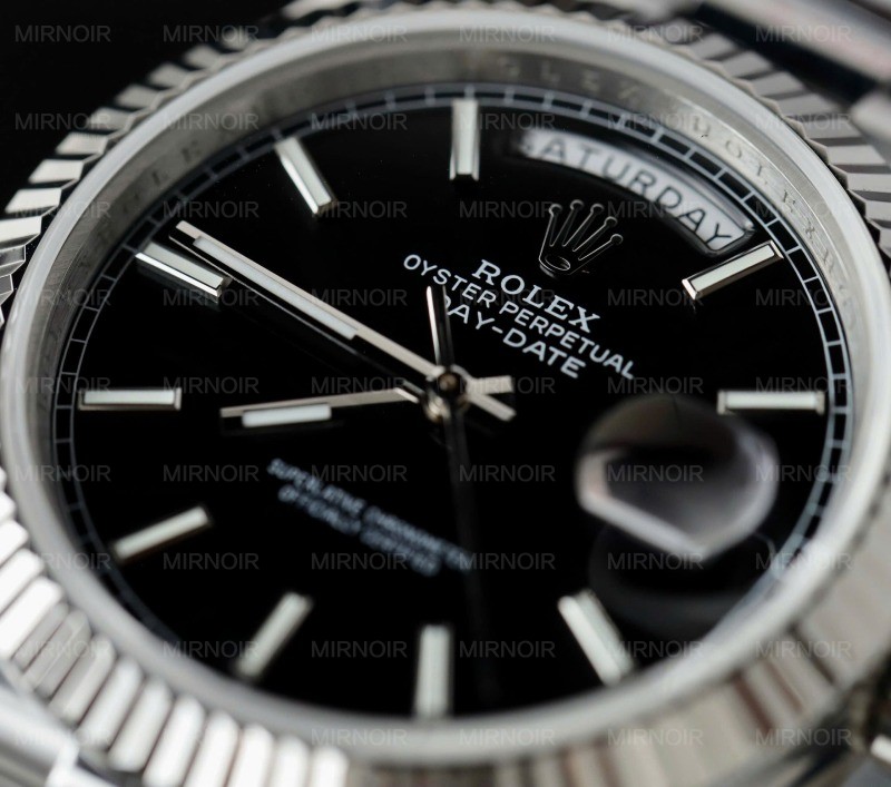 Dong-Ho-Rolex-Day-Date-Replica-11-Mat-Den-Coc-So-Da-Quang-Xuong-GM-40mm-14.jpg