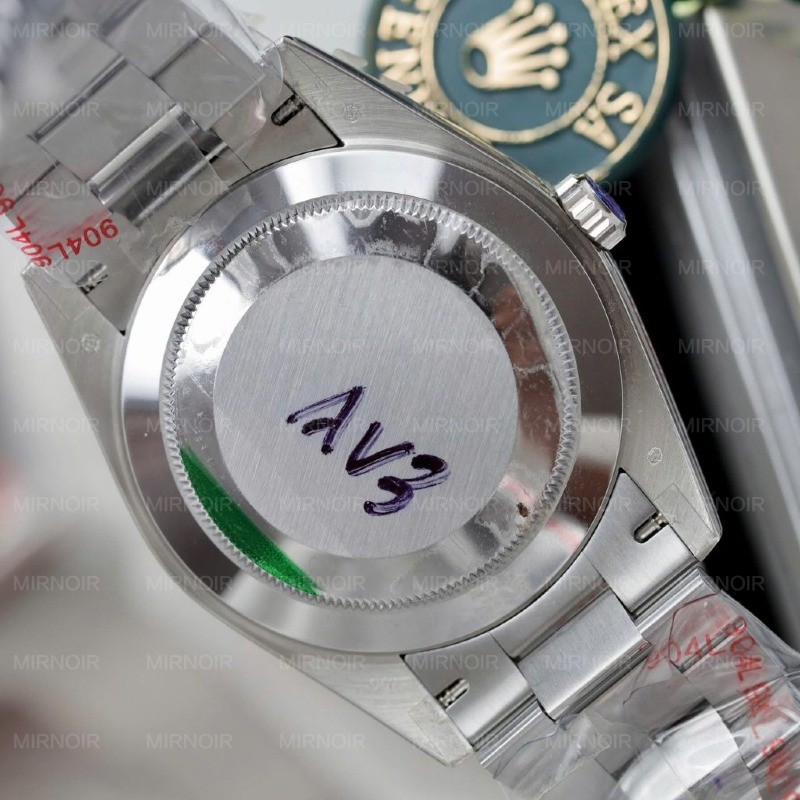 Dong-Ho-Rolex-Day-Date-Replica-11-Mat-Den-Coc-So-Da-Quang-Xuong-GM-40mm-16-1024x1024.jpg