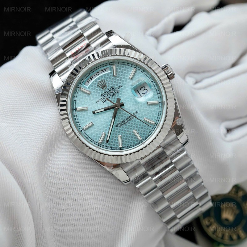Dong-Ho-Rolex-Day-Date-Replica-11-Mat-Xanh-Bang-Hoa-Tiet-Cheo-Xuong-GM-40mm-4.jpg