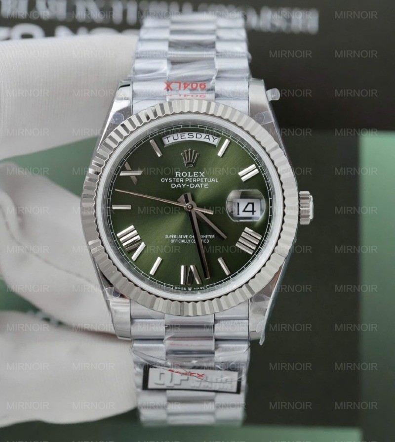 Dong-Ho-Rolex-Che-Tac-Day-Date-Mat-Xanh-La-Cay-Trong-Luong-186-Grams-Xuong-QF-40mm-2-917x1024.jpg