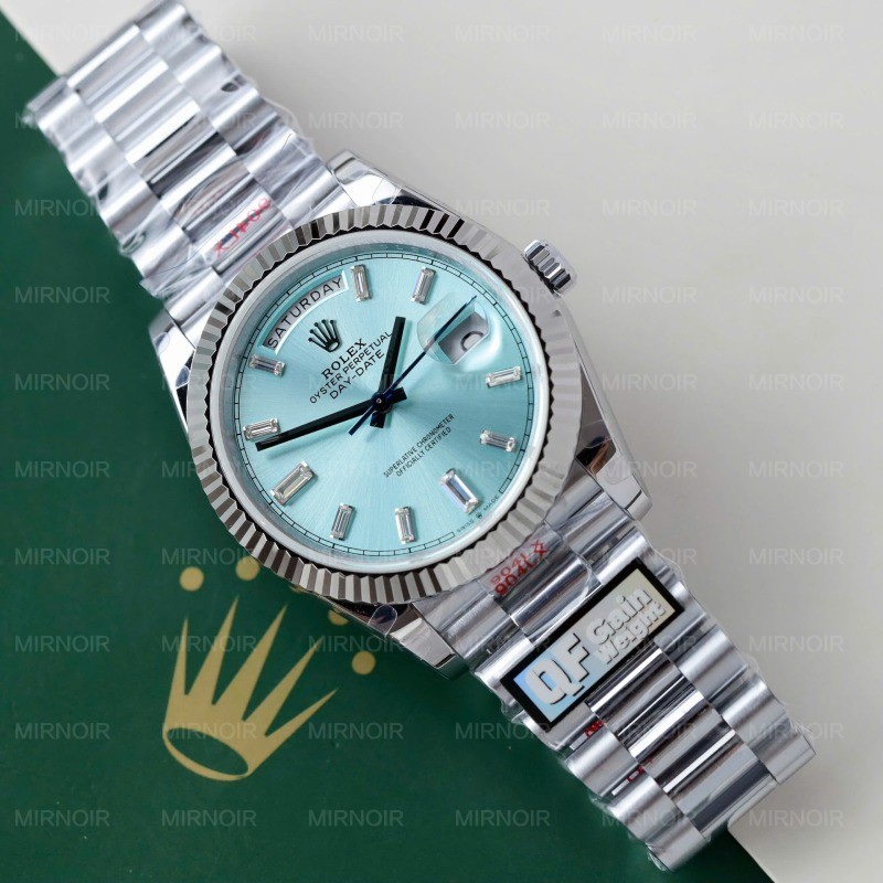 Dong-Ho-Rolex-Replica-11-Day-Date-Mat-Xanh-Bang-Trong-Luong-186-Grams-Xuong-QF-40mm-4.jpg