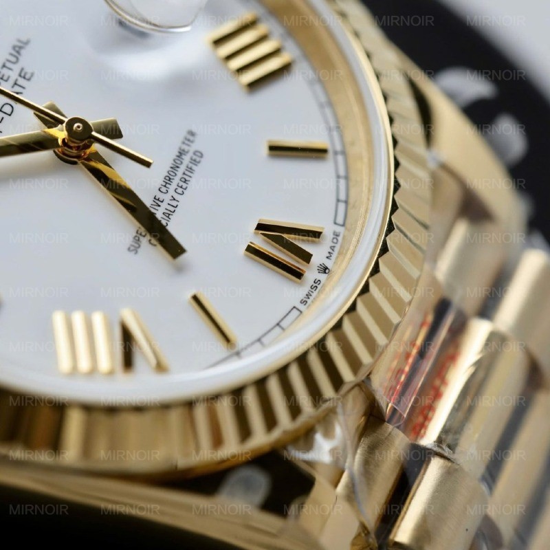 Dong-Ho-Rolex-Day-Date-Rep-11-Mat-Trang-Coc-So-La-Ma-Xuong-GM-40mm-6-1024x1024.jpg