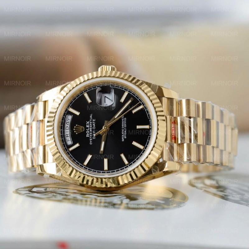 Dong-Ho-Rolex-Day-Date-Replica-11-Mat-Den-Coc-So-Da-Quang-Xuong-GM-40mm-4-1024x1024.jpg