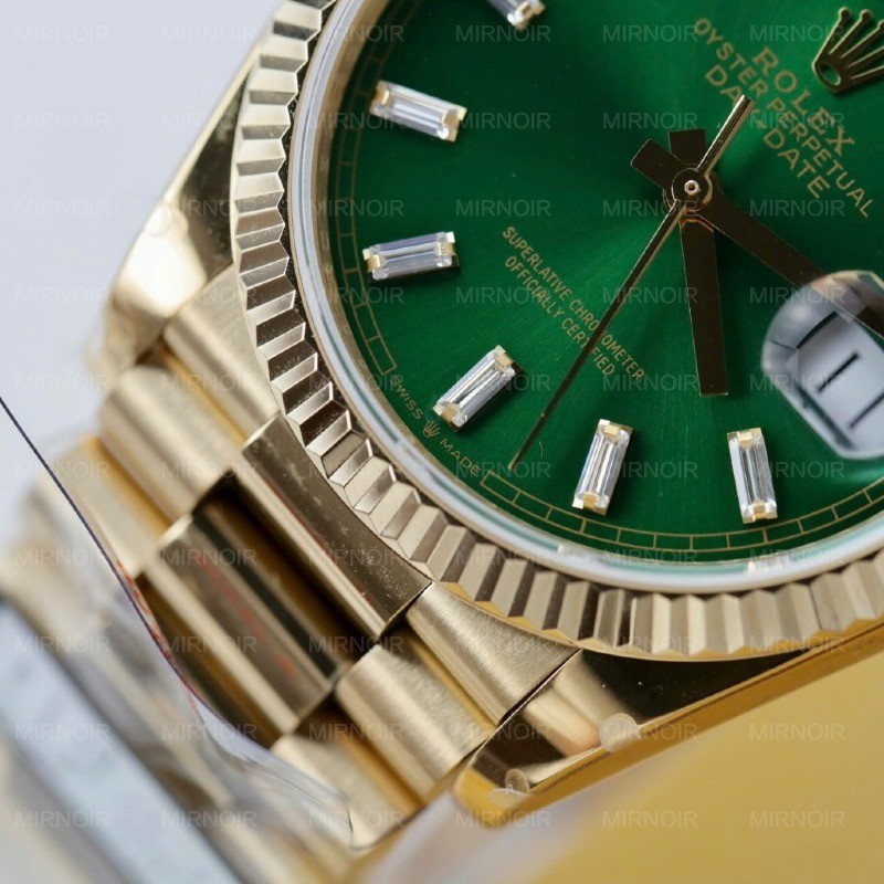 Dong-Ho-Rolex-Day-Date-Replica-11-Mat-Xanh-La-Cay-Ma-Vang-Xuong-QF-36mm-7-1024x1024.jpg