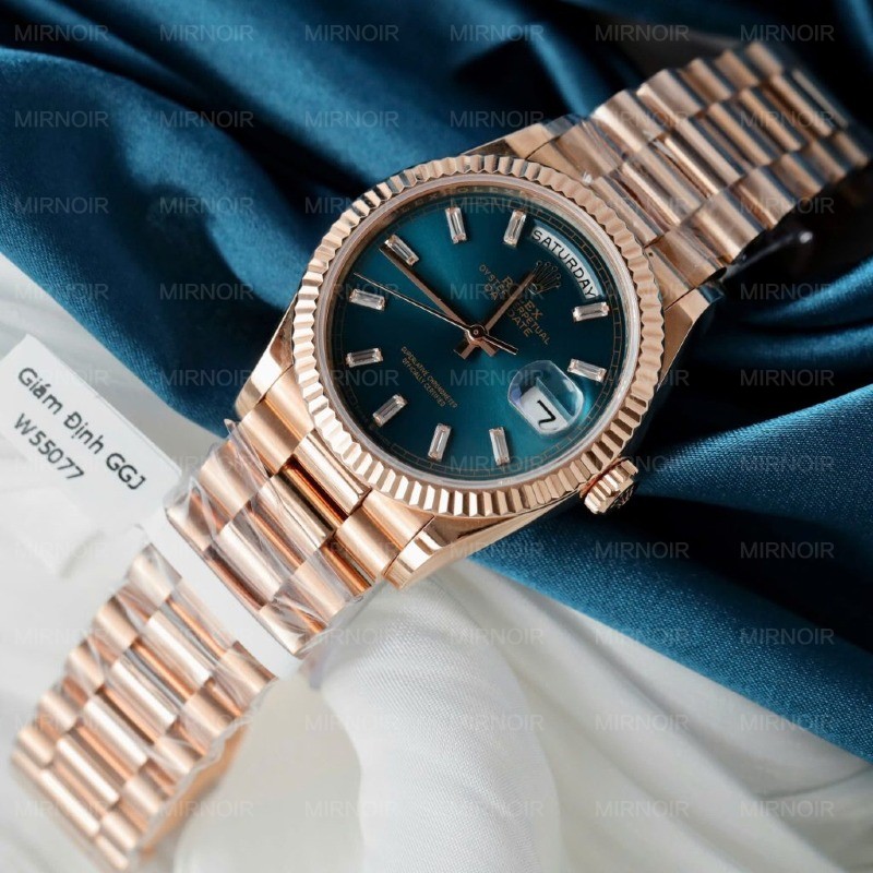 Dong-Ho-Rolex-Day-Date-Mat-Xanh-Luc-Lam-Che-Tac-Boc-Vang-Hong-Xuong-GM-36mm-4-1024x1024.jpg