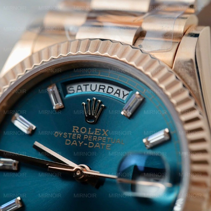 Dong-Ho-Rolex-Day-Date-Mat-Xanh-Luc-Lam-Che-Tac-Boc-Vang-Hong-Xuong-GM-36mm-6-1024x1024.jpg