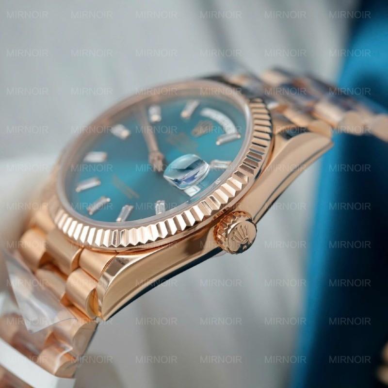 Dong-Ho-Rolex-Day-Date-Mat-Xanh-Luc-Lam-Che-Tac-Boc-Vang-Hong-Xuong-GM-36mm-8-1024x1024.jpg