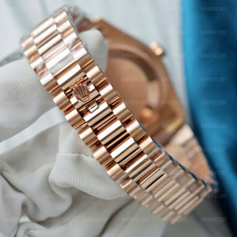 Dong-Ho-Rolex-Day-Date-Mat-Xanh-Luc-Lam-Che-Tac-Boc-Vang-Hong-Xuong-GM-36mm-9-1024x1024.jpg