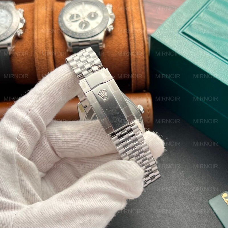 Dong-Ho-Rolex-DateJust-126334-Mat-Nep-Gap-Mau-Xanh-Duong-Clean-41mm-1-1024x1024.jpg