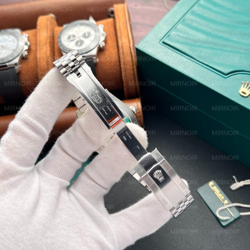 Dong-Ho-Rolex-DateJust-126334-Mat-Nep-Gap-Mau-Xanh-Duong-Clean-41mm-5-1024x1024.jpg