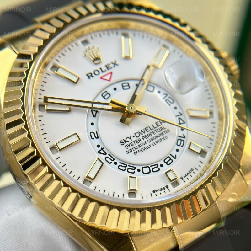 Dong-Ho-Rolex-Replica-11-Sky-Dweller-Mat-Trang-Ma-Vang-Nang-192-Grams-Xuong-ZF-42mm-2.jpg