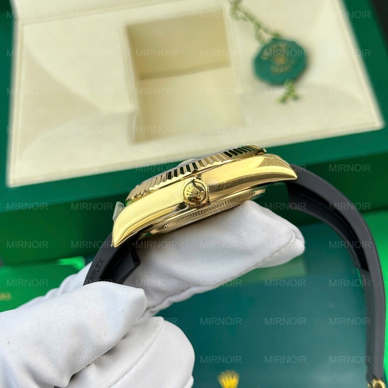 Dong-Ho-Rolex-Replica-11-Sky-Dweller-Mat-Trang-Ma-Vang-Nang-192-Grams-Xuong-ZF-42mm-6.jpg