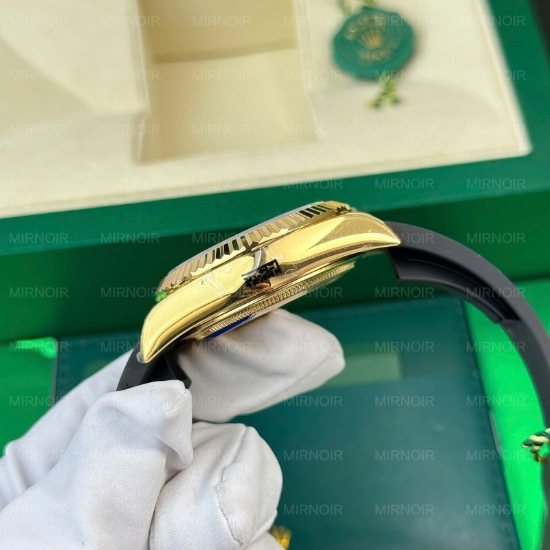 Dong-Ho-Rolex-Replica-11-Sky-Dweller-Mat-Trang-Ma-Vang-Nang-192-Grams-Xuong-ZF-42mm-7.jpg