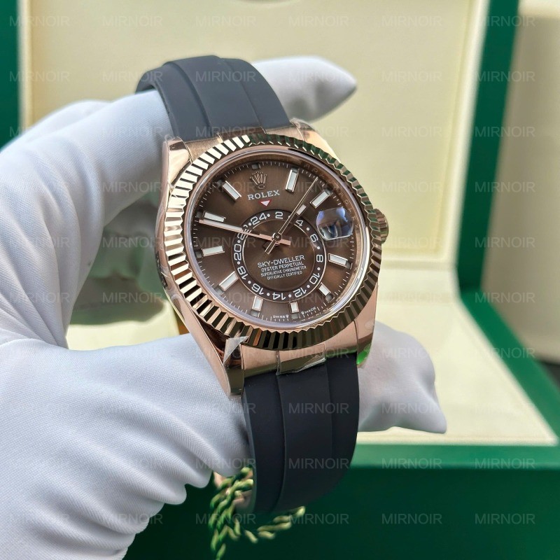 Dong-Ho-Rolex-Sky-Dweller-Mat-Nau-Che-Tac-Ma-Vang-Hong-Nang-192-Grams-Xuong-ZF-42mm-3.jpg