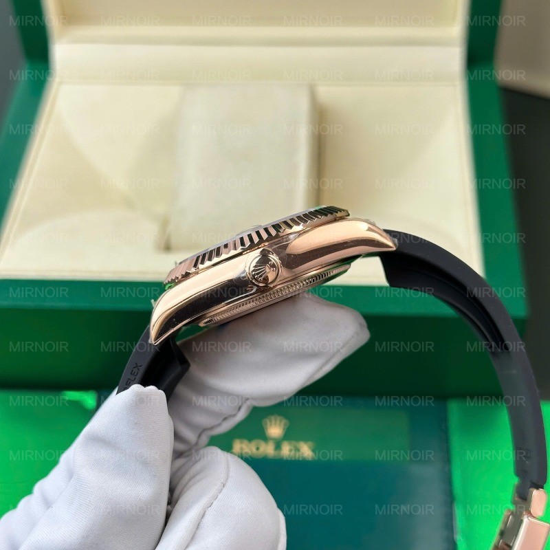 Dong-Ho-Rolex-Sky-Dweller-Mat-Nau-Che-Tac-Ma-Vang-Hong-Nang-192-Grams-Xuong-ZF-42mm-13.jpg