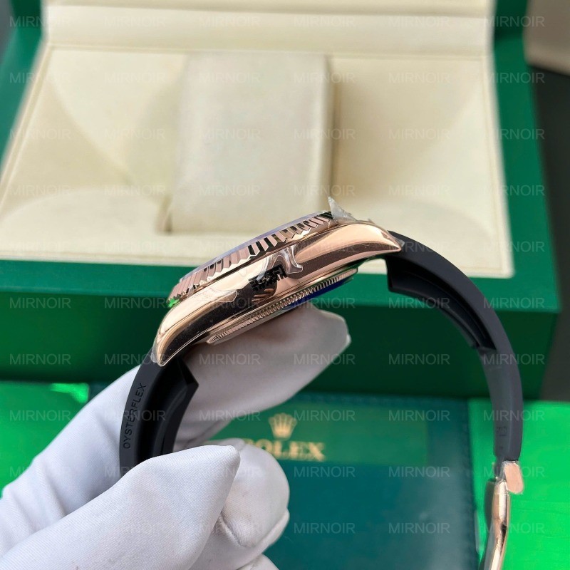 Dong-Ho-Rolex-Sky-Dweller-Mat-Nau-Che-Tac-Ma-Vang-Hong-Nang-192-Grams-Xuong-ZF-42mm-14.jpg