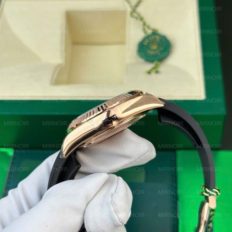 Dong-Ho-Rolex-Sky-Dweller-Mat-Xam-Che-Tac-Ma-Vang-Hong-Nang-192-Grams-Xuong-ZF-42mm-13.jpg