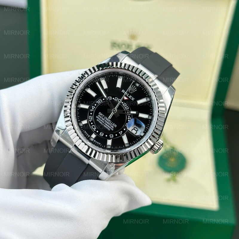 Dong-Ho-Rolex-Sky-Dweller-Replica-11-Mat-Den-Trong-Luong-192-Grams-Xuong-ZF-42mm-4.jpg
