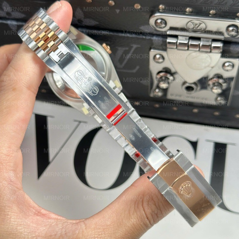 Dong-Ho-Rolex-DateJust-Replica-11-Mat-La-Cay-Nhiet-Doi-Coc-So-Dinh-Da-VSF-36mm-12.jpg