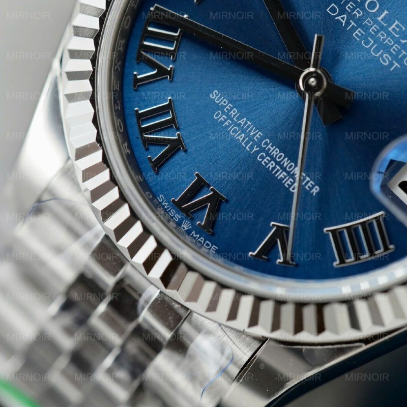 Dong-Ho-Rolex-DateJust-Replica-11-Mat-Xanh-Blue-Coc-So-La-Ma-Xuong-THB-31mm-6-1024x1024.jpg