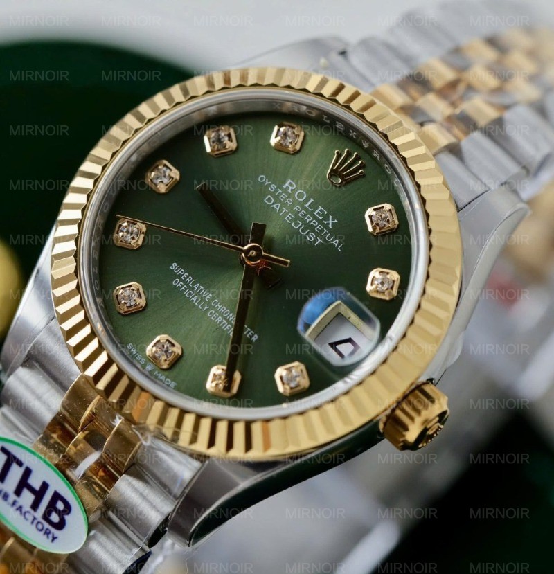 Dong-Ho-Rolex-DateJust-Rep-11-Mat-Xanh-La-Cay-Coc-So-Dinh-Da-Xuong-THB-31mm-5-989x1024.jpg