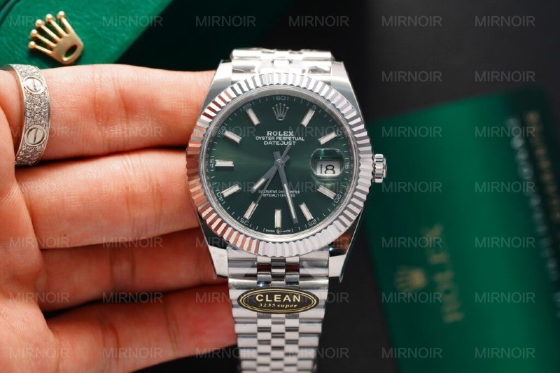 Dong-Ho-Rolex-Datejust-126334-Rep-11-Mat-Xanh-La-Clean-41mm-1-1024x682.jpg